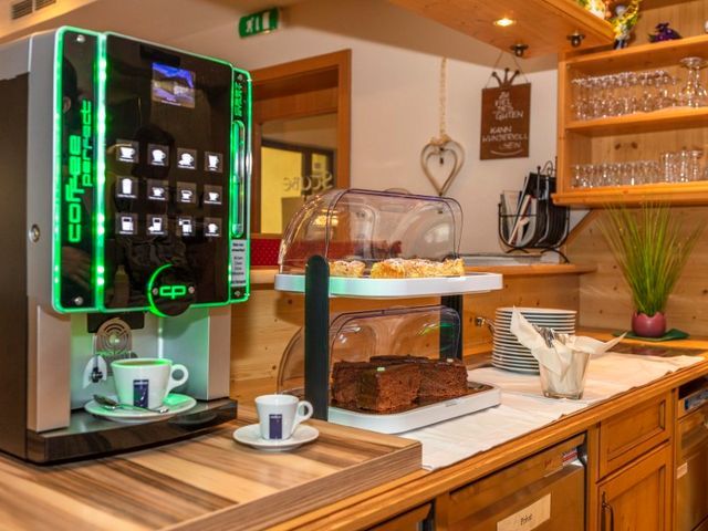 Kaffeevollautomat zur Selbstbedienung