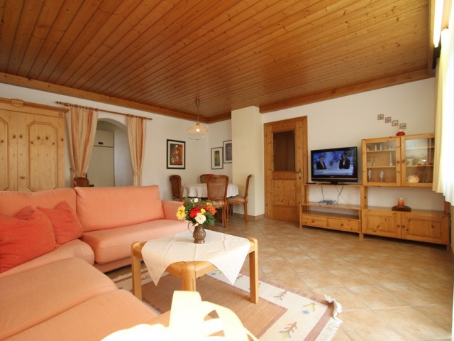 Ferienhaus & Ferienwohnungen Joel