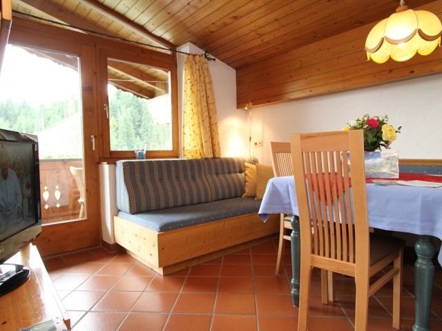 Ferienhaus & Ferienwohnungen Joel