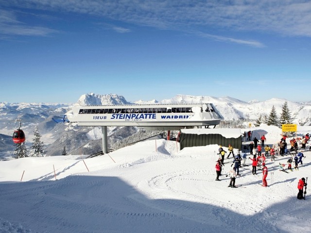 Steinplatte Waidring Tirol