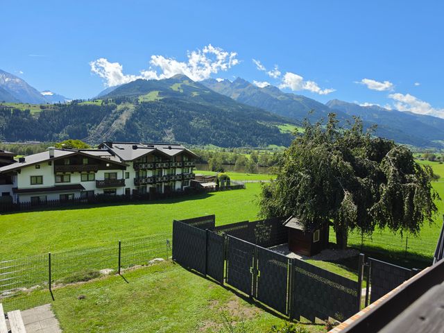 Ski&Paw Lodge in Piesendorf