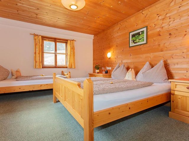 Ferienhaus in Hallstein HAL-SBG