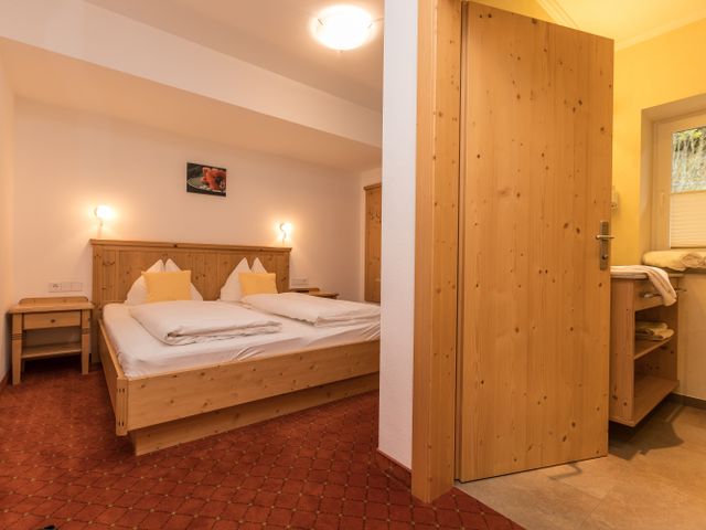 Alpenhof Apartments
