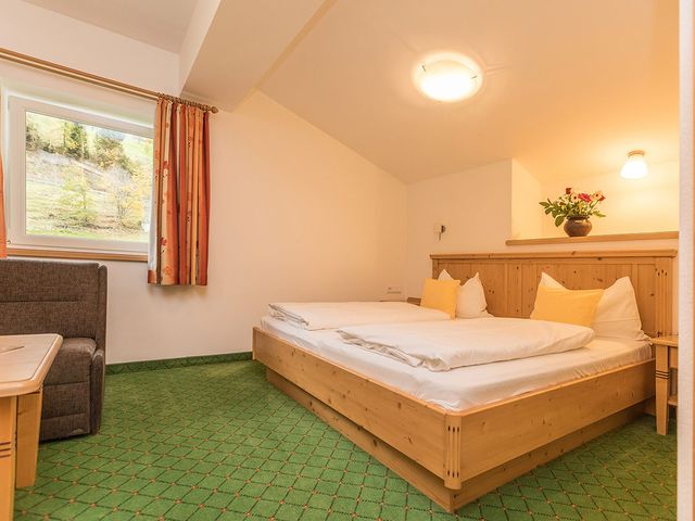 Alpenhof Apartments
